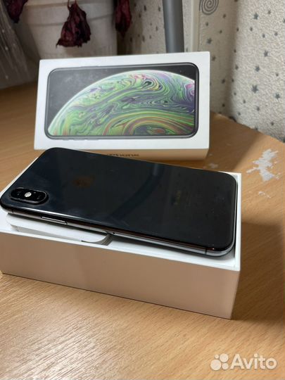 iPhone Xs, 256 ГБ