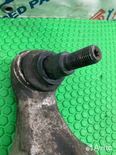 Рычаг подвески нижний правый Volkswagen Touareg NF