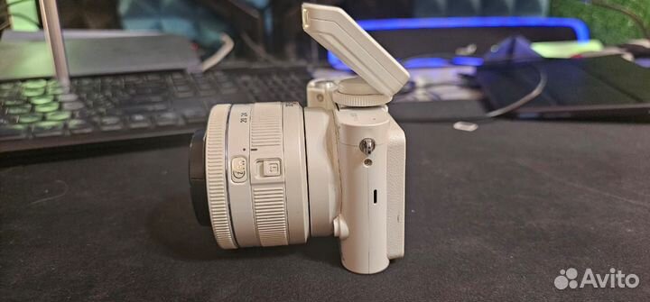 Фотоаппарат Samsung NX1100 Для блогера