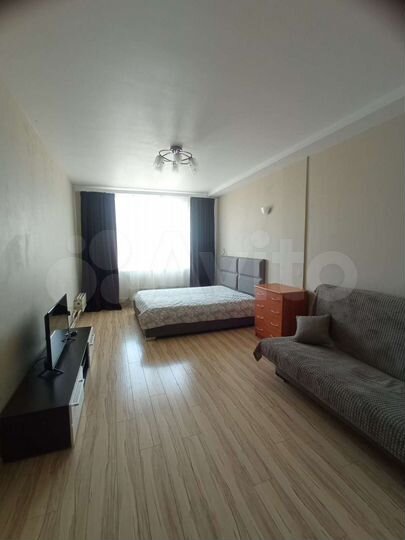 1-к. квартира, 42 м², 18/25 эт.