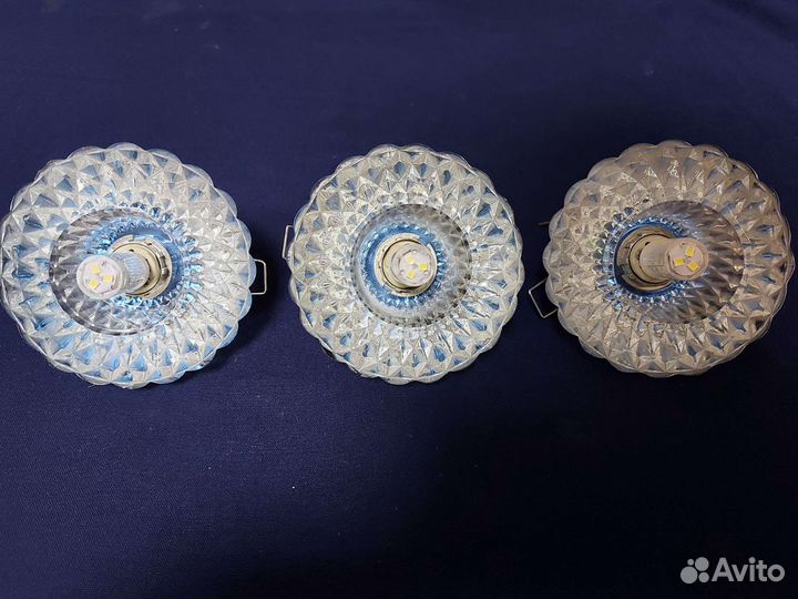 Светильник точечный