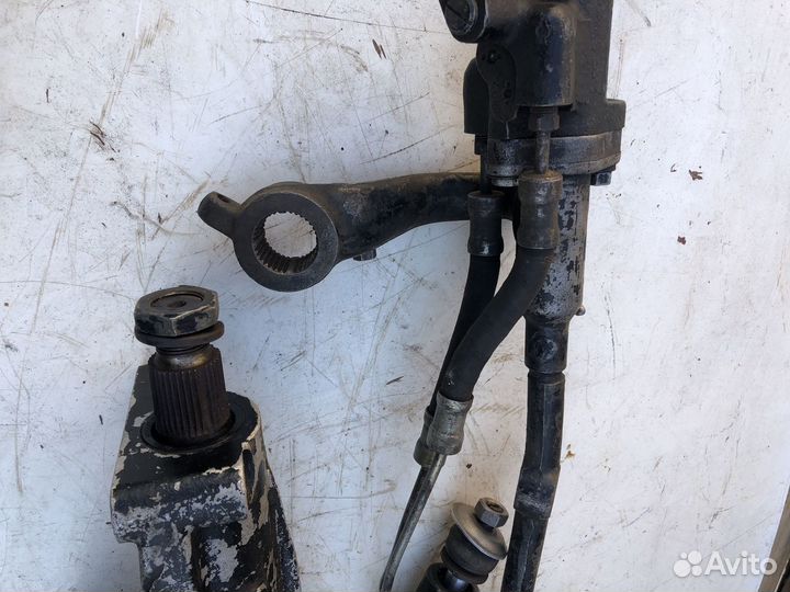 Рулевой редуктор с трапецией Газ 13, газ 2424