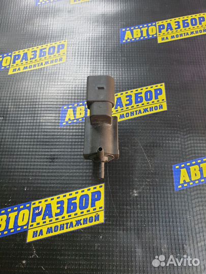 Клапан электромагнитный VAG Audi Skoda VW
