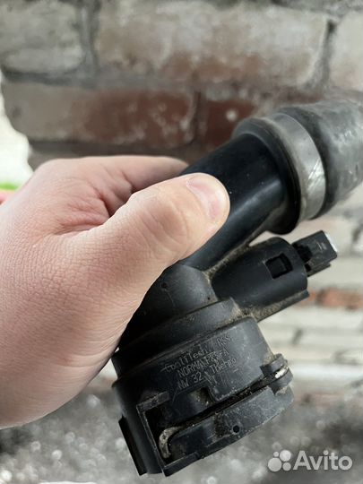 Патрубок PA66GF30