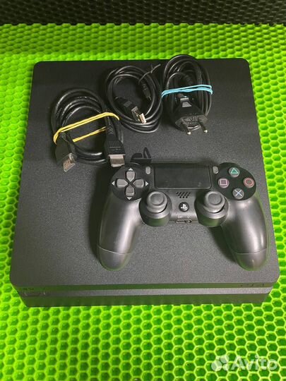 Игровая приставка Sony PlayStation 4 Slim 1000 гб