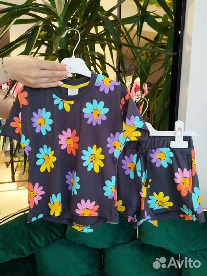 Летний костюм на девочку