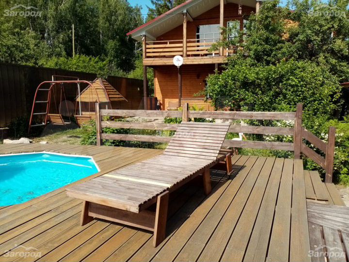 Коттедж 300 м² на участке 15 сот.