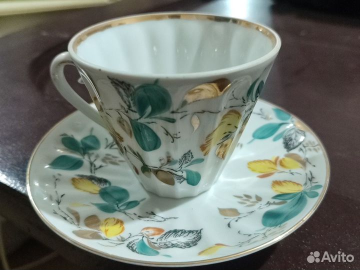 Чайная пара листья с позолотой тонкий фарфор СССР