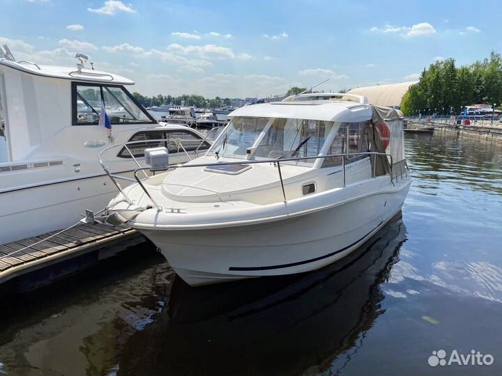 Моторный катер Merry Fisher 725