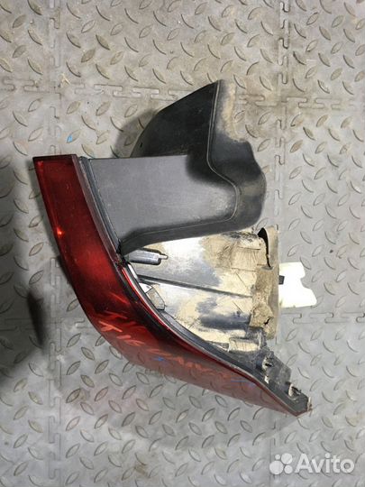 Фонарь задний правый (Volkswagen Tiguan)