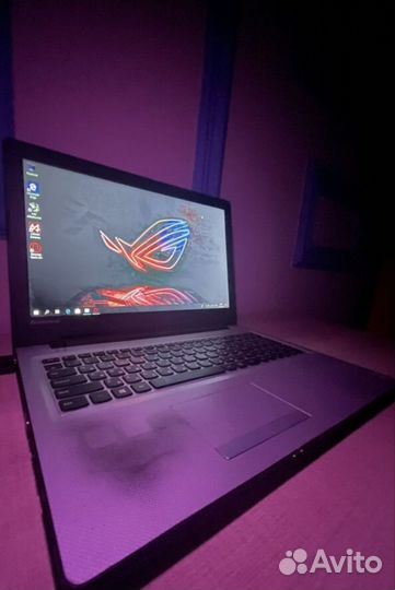 Ноутбук Lenovo