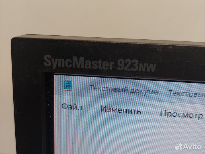 Монитор Samsung SyncMaster 923NW