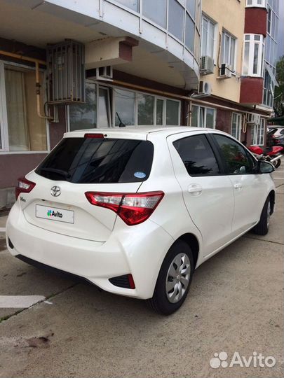 Toyota Vitz 1.0 CVT, 2019, 10 500 км