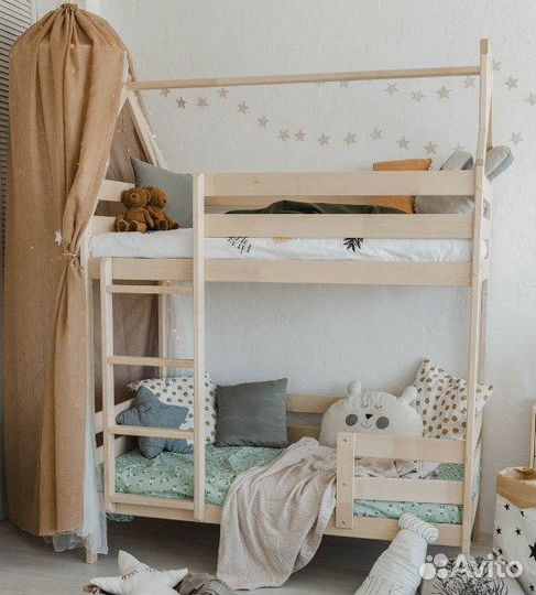Детская кровать Двухъярусный Домик из березы
