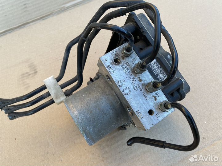 Блок ABS Infiniti FX35 FX37 QX70