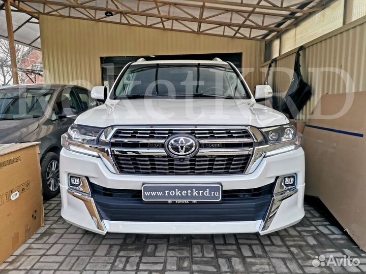 Обвес Toyota Land Cruiser 200 в 2021 V6901