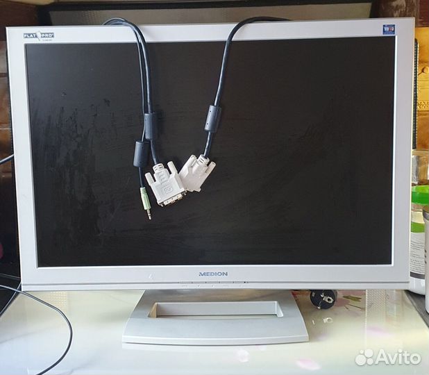 Монитор Medion для офисных программ и работы