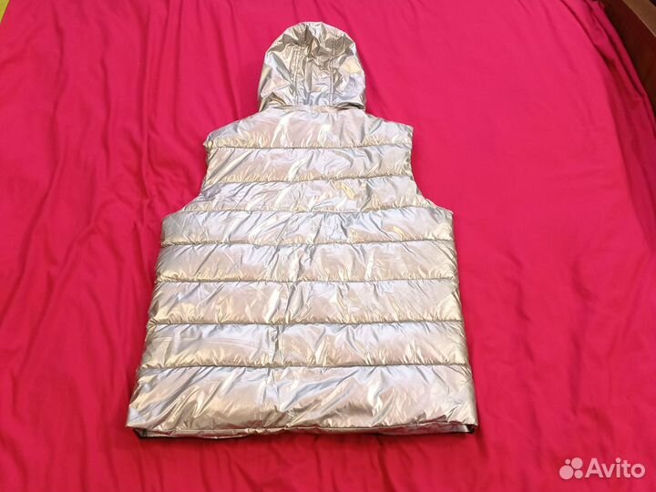 Женская жилетка