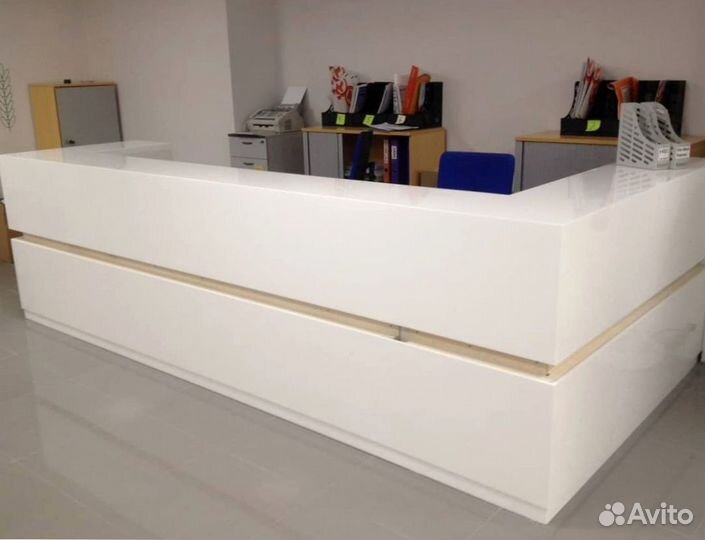 Ресепшн для бара из искусственного камня