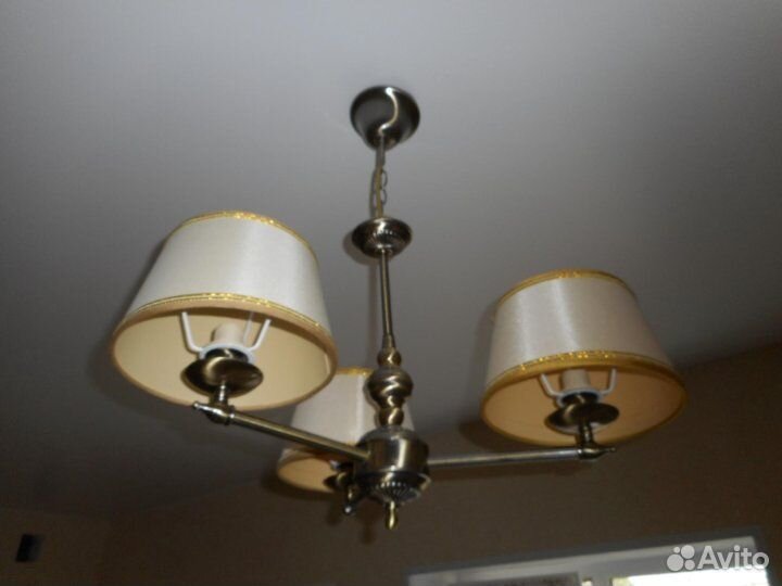 Люстра 3-х рожковая