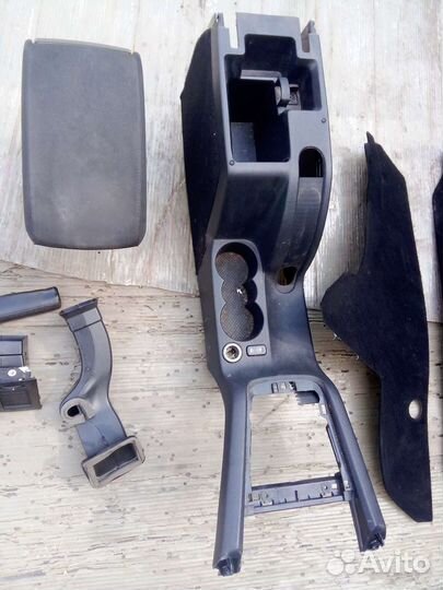 Подлокотник центральная консоль Шкода Октавия а5