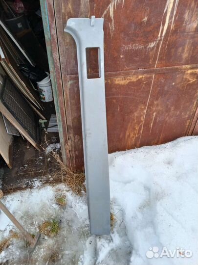 Обшивка центральной стойки mercedes sprinter