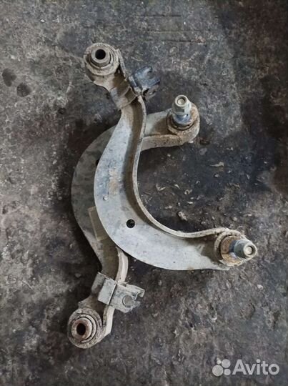 Рычаг задней подвески верхний VW Touran