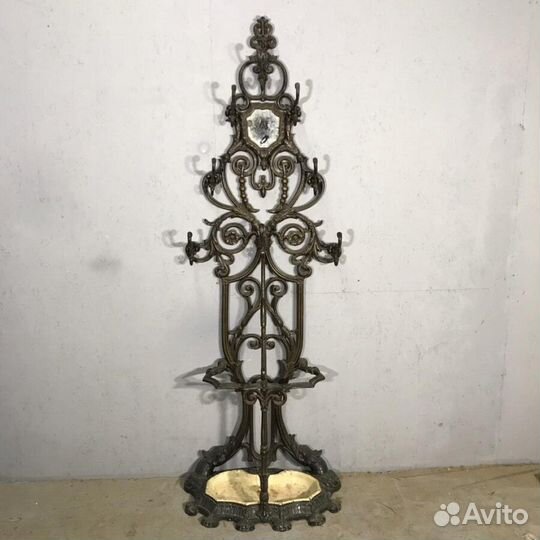 Чугунная антикварная вешалка XIX-XX века