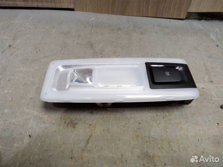 Плафон салонный от BMW X5 F15 2013