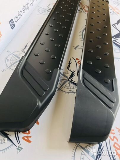 Подножки «Бумер» Нива, пороги нива Урбан (чёрные)