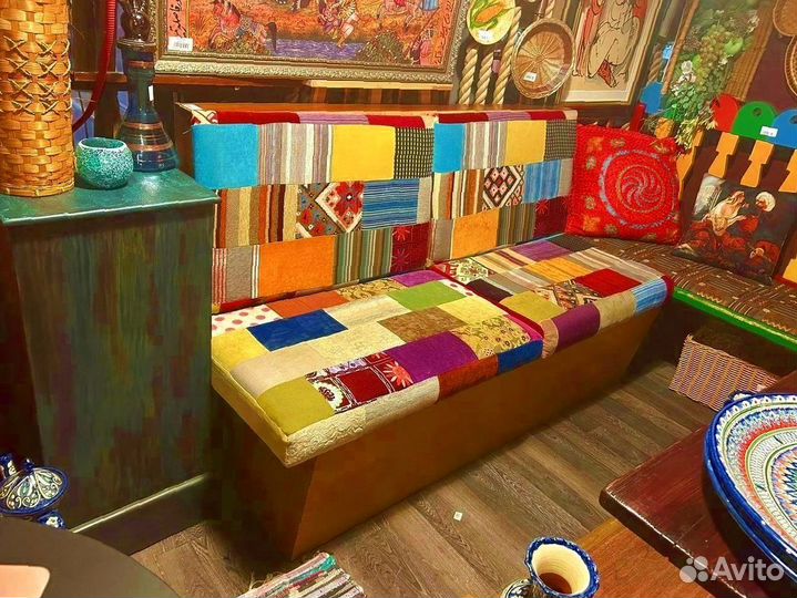 Диван двухместный в восточном стиле