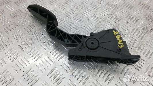 Педаль газа hummer hummer H3 (2BA13NW01)