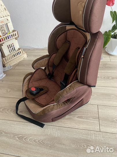 Детское автокресло