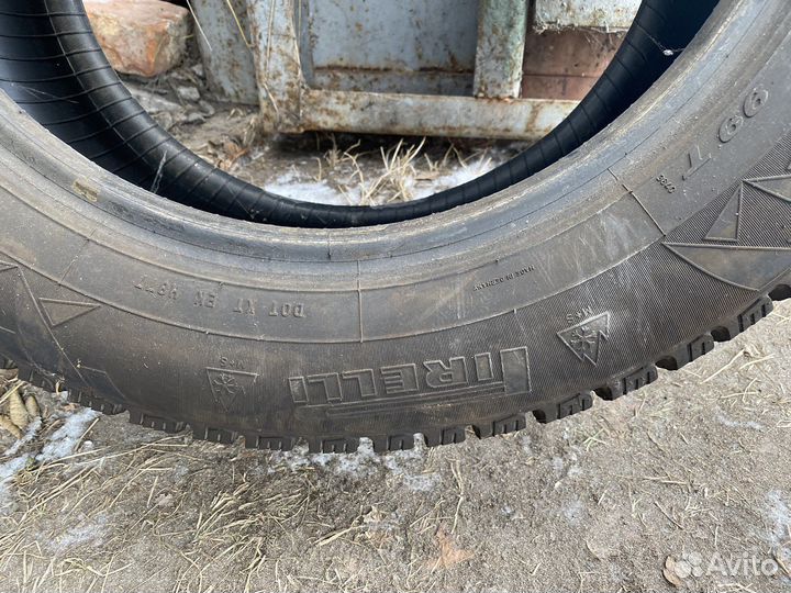 Pirelli Winter Carving Edge 235/55 R17