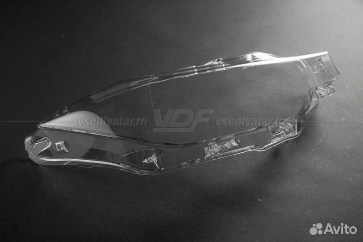 Стекло для фары BMW 3 F30 LED (2016-2018) Левое