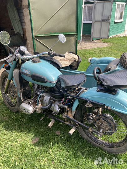 Урал с документами