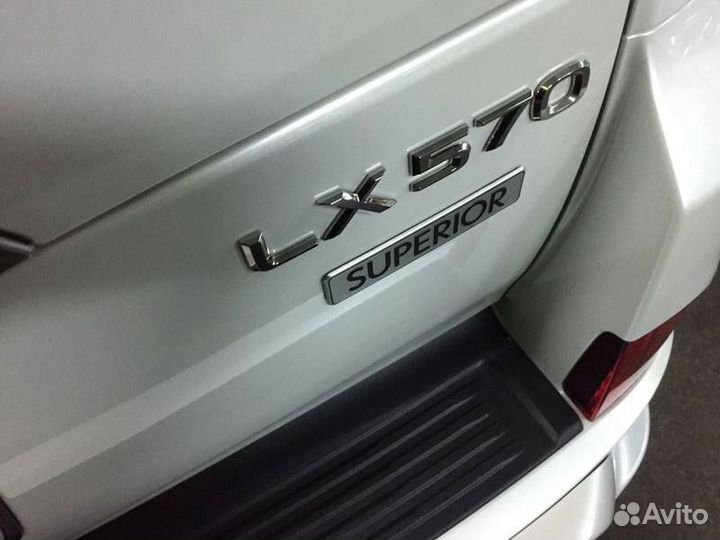 Lexus LX570 / LX450d Шильдик superior Y4AY8