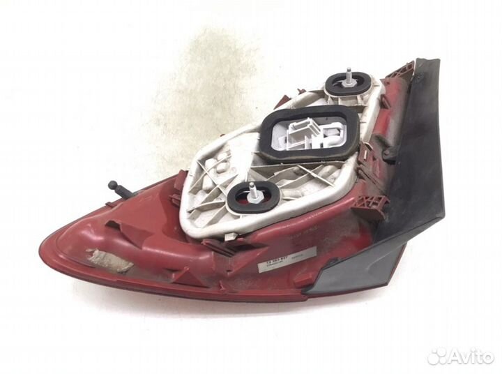 Фонарь задний левый Opel Meriva B 1.4 TI 2010