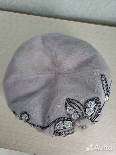 Берет женский