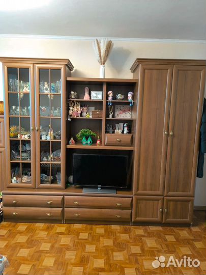 Шкаф стенка