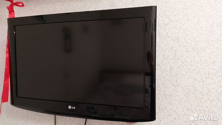 Телевизор LG ld335-32 дюйма