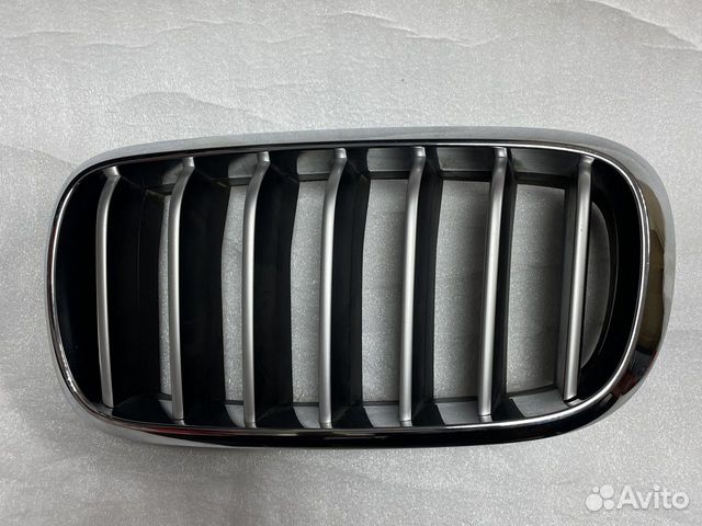 Декоративная решётка левая BMW F15