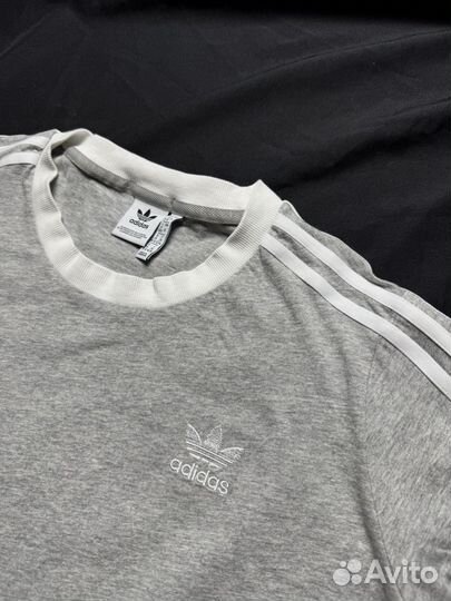 Футболка Adidas Originals Striped Tee 2021 (L)