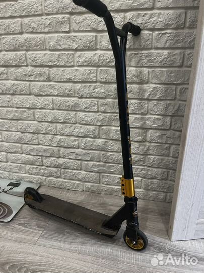 Трюковой самокат