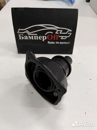 Заливная горловина Лада Веста