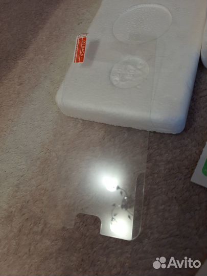 Защитное стекло к телефону samsung J3.16г