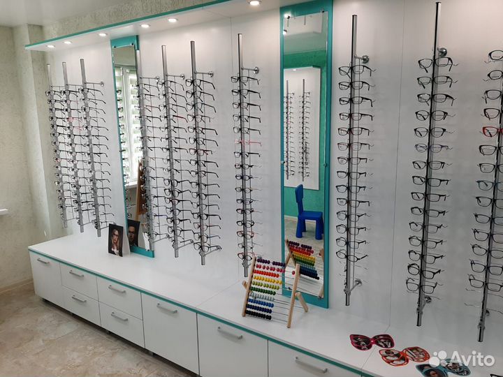 Витрины для оптики