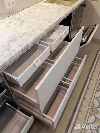 Современная кухня на заказ мдф фасады