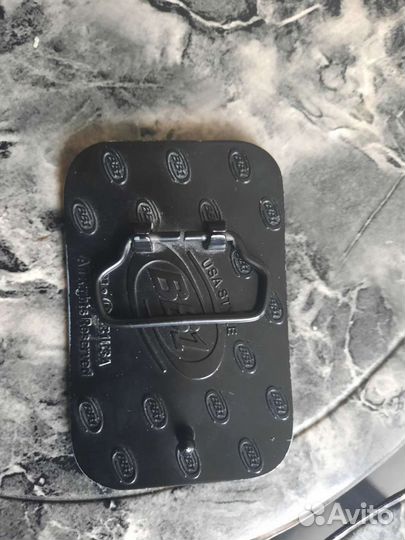 Бляха на ремень мазда