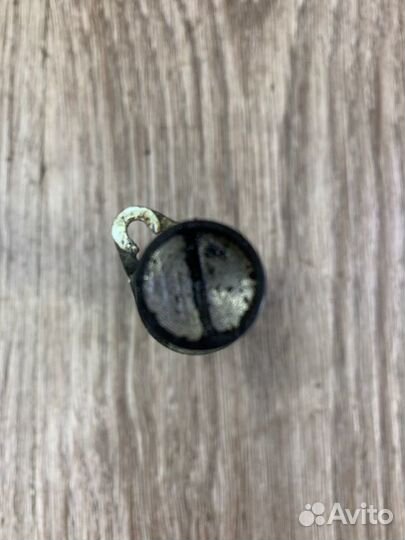 Клапан фазорегулятора Opel Vectra C Z18XER